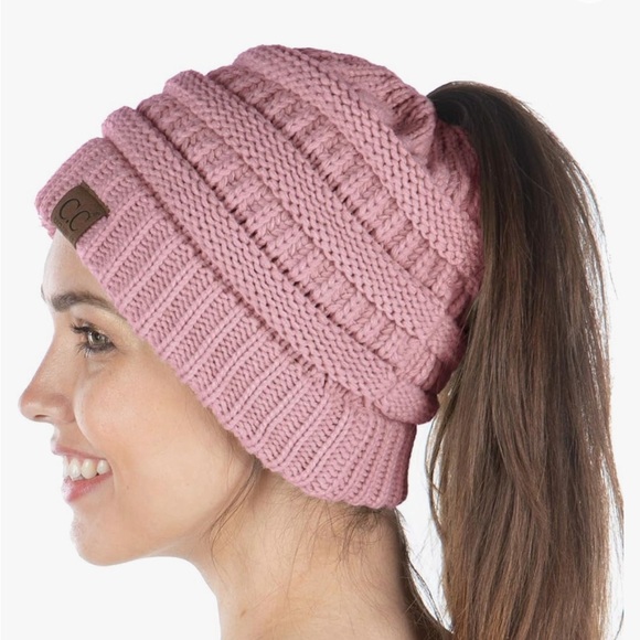 NWT C.C. Messy Bun Beanie - Picture 6 of 6
